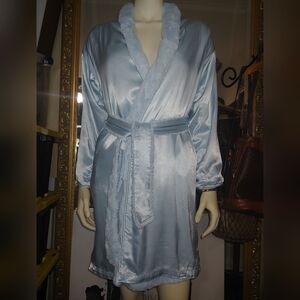 LITTLE GIRAFFE Luxe Satin Snow Leopard Robe Satin Luxurious Robe Powder Blue 🩵